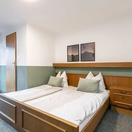 Schreder * Kirchberg in Tirol